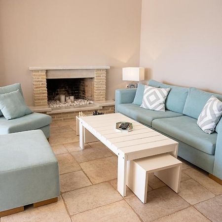 Kalavria Luxury Suites, Afroditi Suite With Magnificent Sea View And Private Swimming Pool. Poros Town Exterior foto
